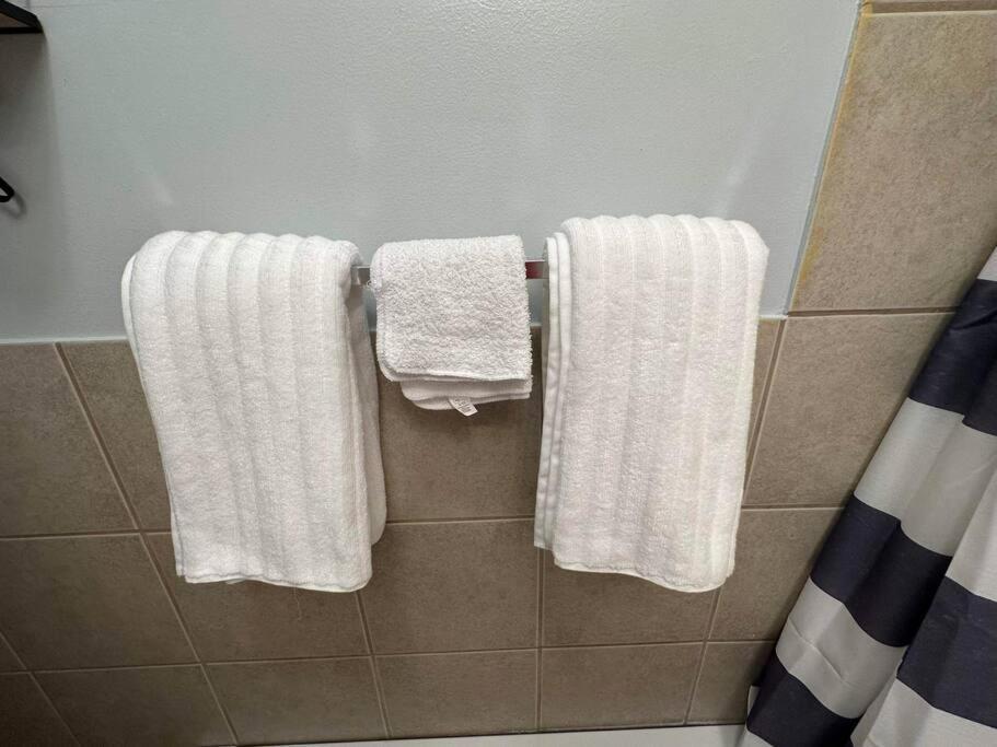 Like 4-Star Hotel, But Cheaper! ポータケット エクステリア 写真